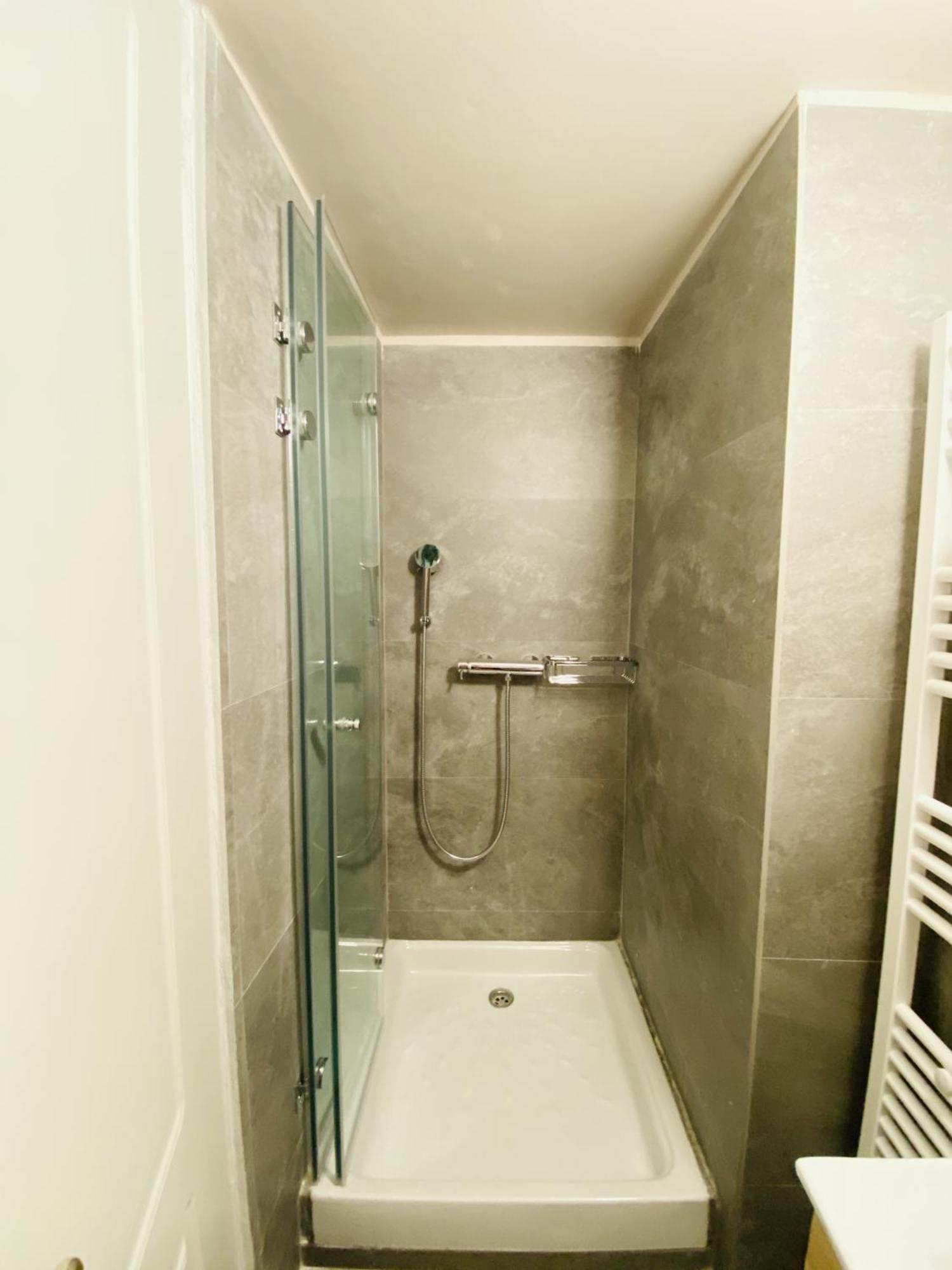 Central Syntagma Square Studio In Athens - Shell Εξωτερικό φωτογραφία